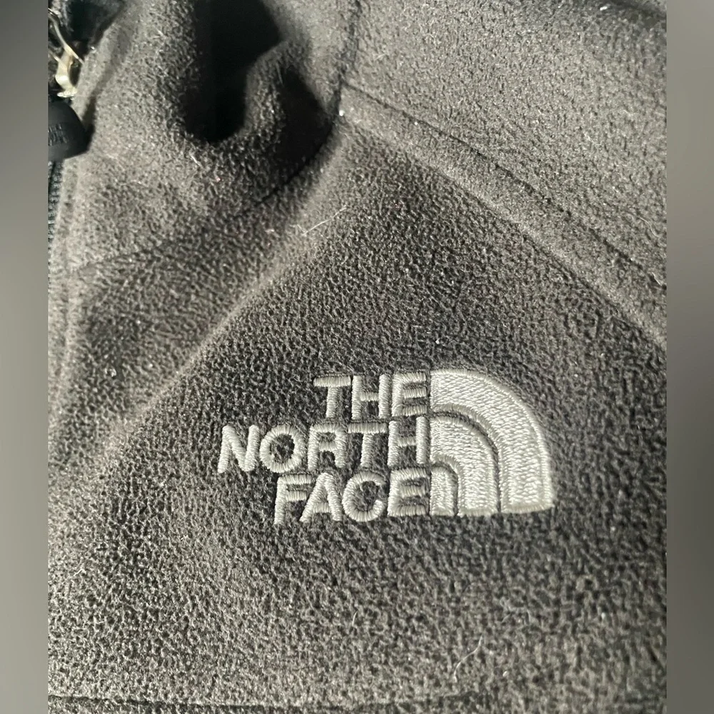 ❄️🐧Black North Face Windwall shell jacket Womens size medium - Picture 2 of 10